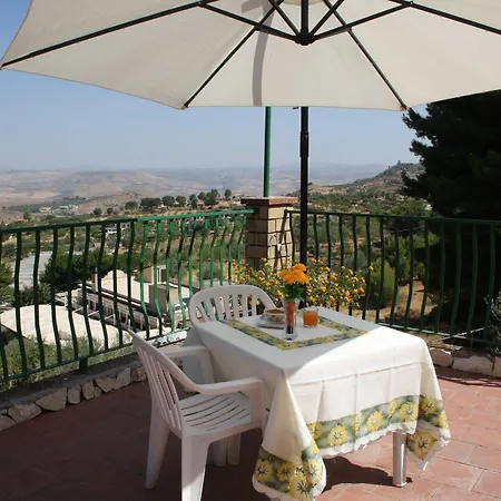 Bed and Breakfast Borgo Pileri Mazzarino